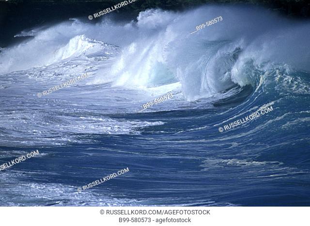 Scenic Wave: Storm Wave