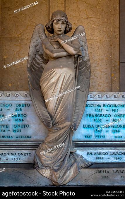 Angel sculpture by Giulio Monteverde for the Oneto family monument in Staglieno Cemetery, Genoa - Italy (1882)