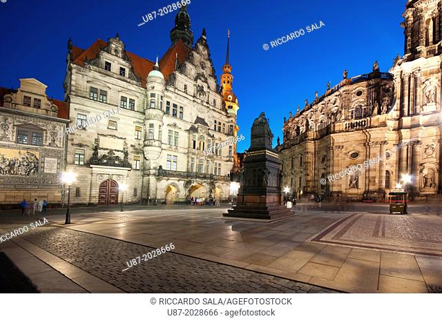 Germany, Saxony, Dresden, Schlossplatz Castle Square, the Royal Castle or Residenzschloss at Night