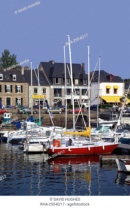 Harbour, Paimpol, Cotes d'Armor, Brittany, France, Europe