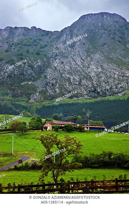 Mendi Goikoa restaurant In the background Anboto mountain Atxondo Atxondo Valley. Biscay, Basque Country, Spain