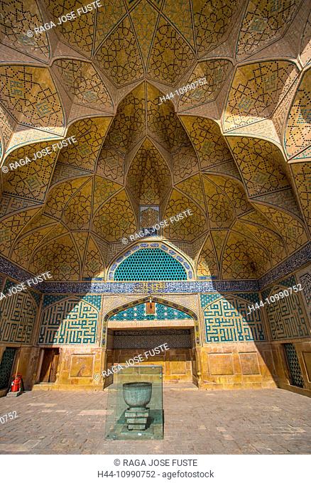 Iran, Esfahan City, Masjed-e Jame (Friday Mosque) UNESCO, world heritage, West Iwan