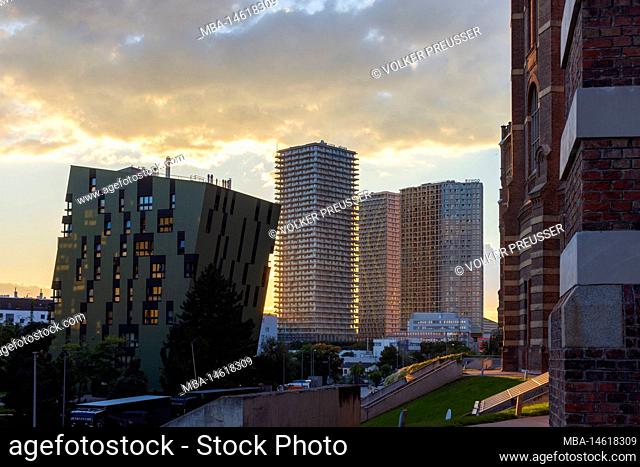 Vienna, apartment house of Ville Verdi eco-residential park, high-rise apartment houses of project the Marks, Gasometer in 11