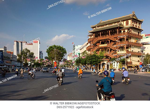 Vietnam, Mekong Delta, Can Tho, buildings along Hoa Binh Avenue
