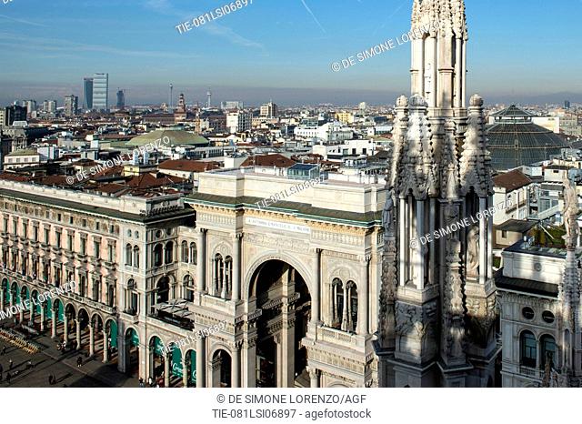 Italy, Lombardy, Milan, cityscape from Duomo rooftop