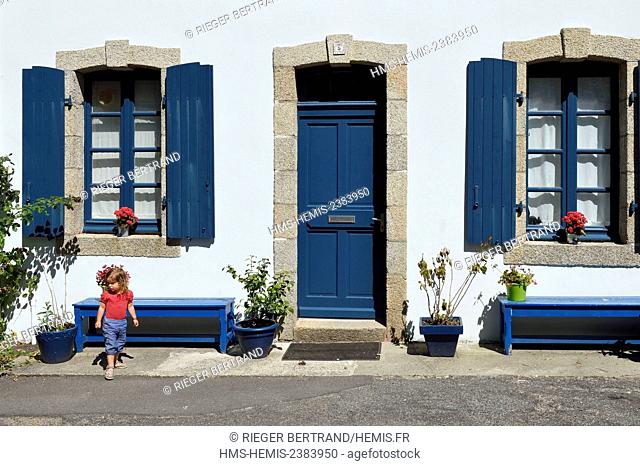 France, Finistere, Concarneau, the Ville Close (walled town)