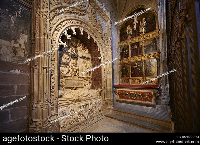 Funerary chapel where in the center is the burial mound of Pedro Carranza, apostolic protonotary of the Cathedral of Burgos, who died in 1539