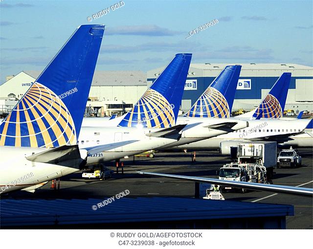 United Airlines planes at Newark (EWR) Airport.It is about 15 miles (24km) southwest of Midtown Manhattan and 60 miles (97 km) northeast of Philadelphia