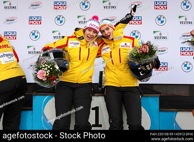 08 January 2023, North Rhine-Westphalia, Winterberg: Bobsleigh: World Cup, two-man bobsleigh, women, 2nd run: Laura Nolte (l) and Neele Schuten (r) from Germany...