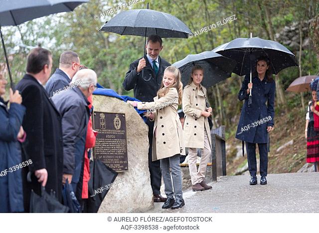 19.10.2019. Asturias, Spain. The SS: AA: RR: The Princess of Asturias, Princess Leonor and the Infanta Sofia visit Asiego. Exemplary Award 2019