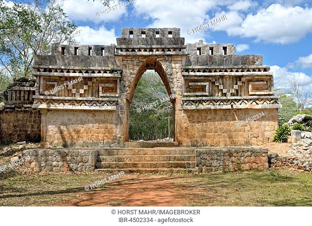 El Arco, back, historical Mayan city Labna, Yucatan State, Mexico
