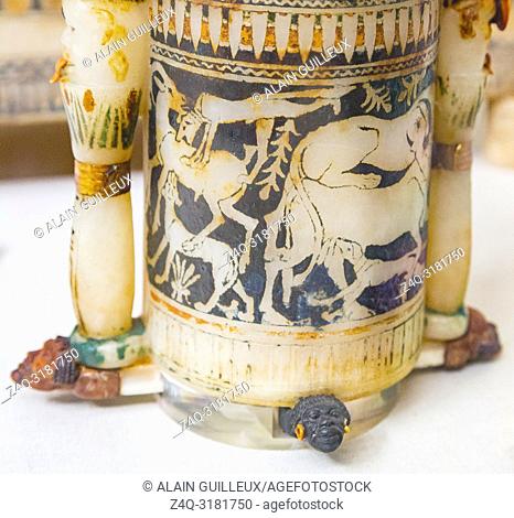 Egypt, Cairo, Egyptian Museum, Tutankhamon alabaster, from his tomb in Luxor : Detail of a cylindrical jar, hunting scenes