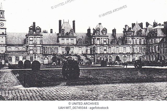 Schloß Fontainebleau bei Paris. Postkarte um 1930. Erbaut um 1528 gilt es als erster Renaissancebau auf französischem Boden
