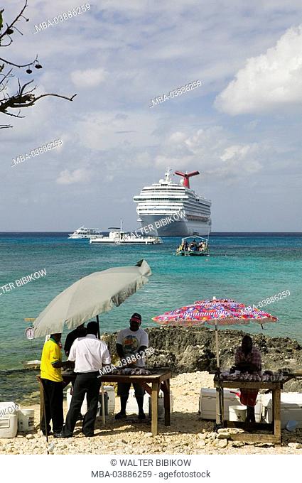 Cayman Iceland, Grand Cayman, Georgetown, beach, fish-salespersons, lake, cruise-ship, ABC-Inseln, little one Antilles, Dutch Antilles Caribbean island...