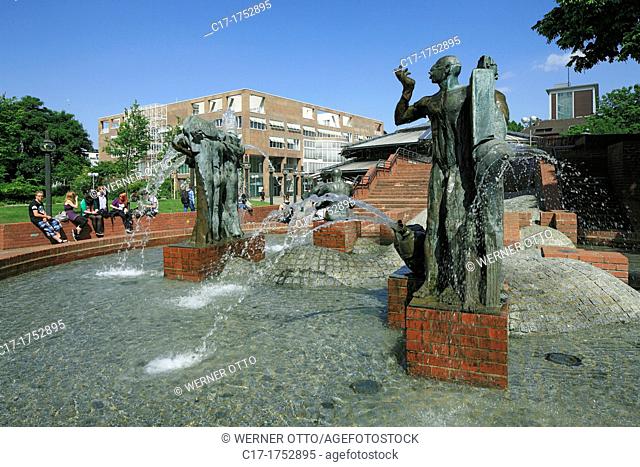 Germany, Dortmund, Ruhr area, Westphalia, North Rhine-Westphalia, NRW, Gauklerbrunnen, conjurers fountain, behind the New City Hall