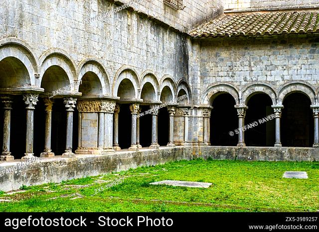 The Romanesque cloister of Girona Cathedral - Cathedral of Saint Mary of Girona - Spain