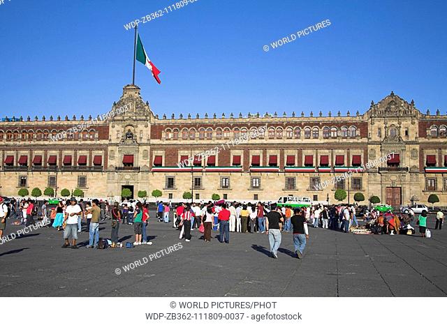 Palacio Nacional, Presidential Palace, Zocalo, Plaza de la Constitucion, Mexico City, Mexico Date: 02 04 2008 Ref: ZB362-111809-0037 COMPULSORY CREDIT: World...