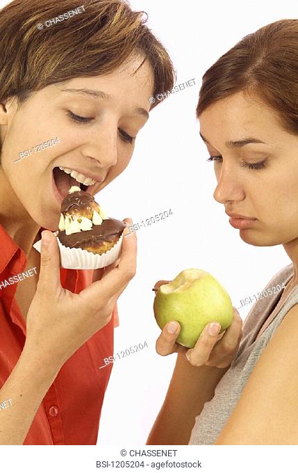 WOMAN SNACKING<BR>Models