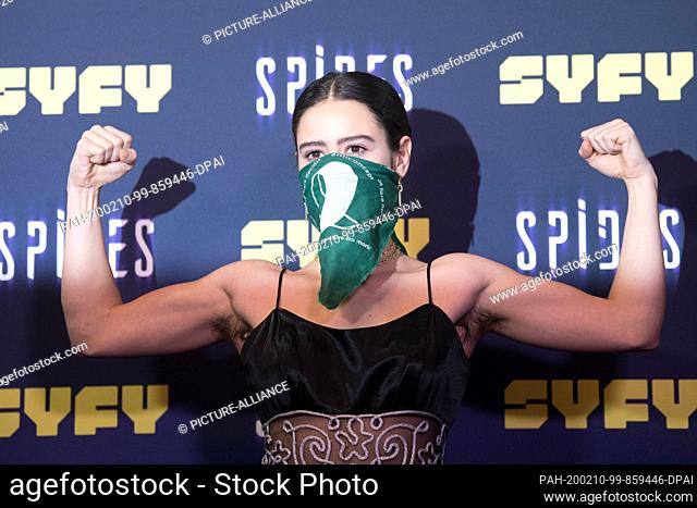 10 February 2020, Berlin: Actress Rosabell Laurenti Sellers clenches her fists in a disguise at the TV world premiere of the science fiction series ""Spides""