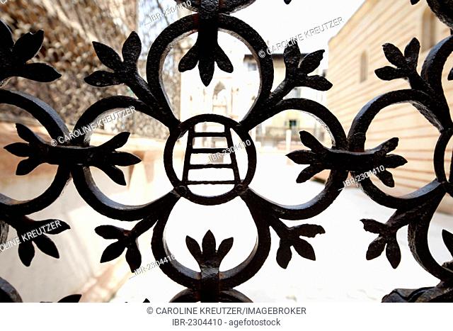 Wrought-iron grate with a ladder, the coat of arms of the Scaliger dynasty, Scaligeri cemetery, Verona, Veneto, Italy, Europe, PublicGround
