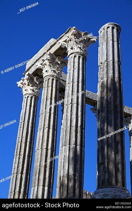 Europe, Portugal, Alentejo Region, Évora, The Roman Temple of Évora (Templo Romano de Évora) showing Corinthian Columns and Architrave