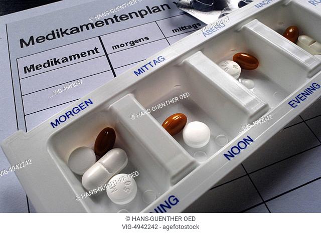 07.10.2014, Unkel, GER, Germany, a Pill Organizer filled with pills - Unkel, Rhineland-Palat, Germany, 07/10/2014