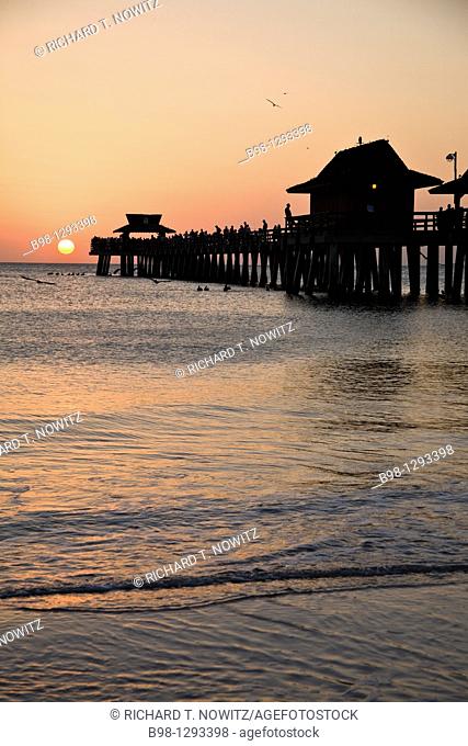 Naples, Florida, Naples Pier at 25 12th  Ave  South and beach