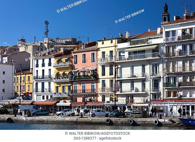 France, Languedoc-Roussillon, Herault Department, Sete, Old Port waterfront