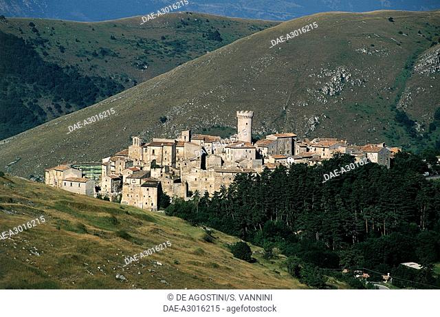 Santo Stefano di Sessanio, Gran Sasso and Monti della Laga National Park, Abruzzo, Italy