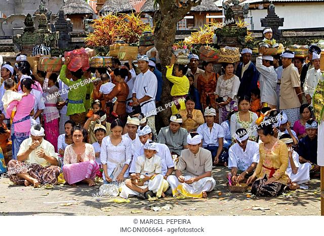 Indonésia, Bali, Klungkung, Kori Agung Tankash temple, Saraswati festival