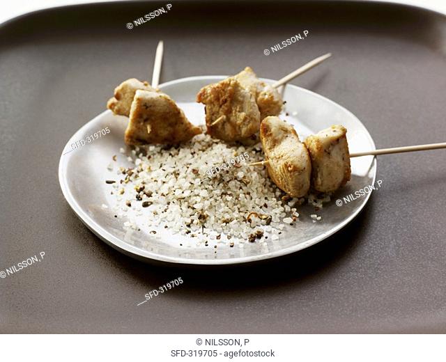 Chicken pieces on skewers with seasoned salt Not available for coockbooks in SE