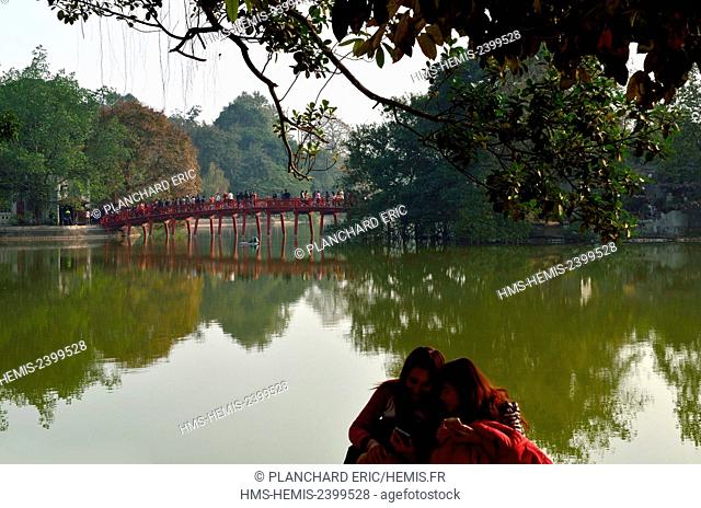 Vietnam, Hanoi, the Hoan Kiem lake and the red bridge
