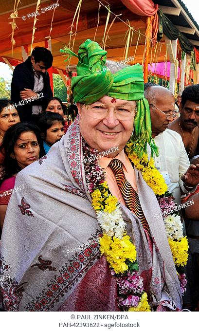 Mayor of Neukoelln Heinz Buschkowsky takes part in an opening ceremony of a Hindu temple in the Neukoelln district of Berlin, Germany, 08 September 2013