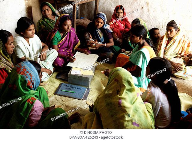 Rural women community discussing ; Ngo Ramkrishna Sarada Math And Missan ; Hazaribagh ; Jharkhand ; India