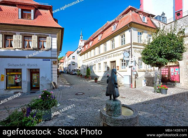 Fountain at the market, house facade, Gasthof Zum Hirschen, town view, autumn, Dettelbach, Franconia, Bavaria, Germany, Europe