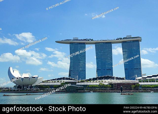 24 January 2020, Singapore, Singapur: Marina Bay Sands Hotel. Photo: Patrick Pleul/dpa-Zentralbild/ZB. - Singapur/Singapore/Singapore