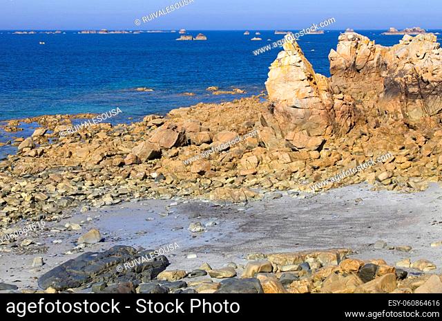 Cote de granite Rose, Brittany Coast near Ploumanach, France