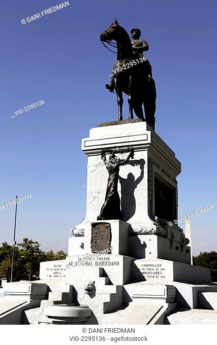 A commemorative statue of General Manuel Jesus Baquedano mounted on his horse in Santiago. - SANTIAGO, SANTIAGO PROVINCE, CHILE, 08/03/2010