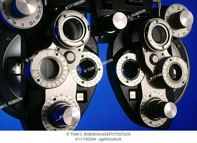 Eye examination equipment