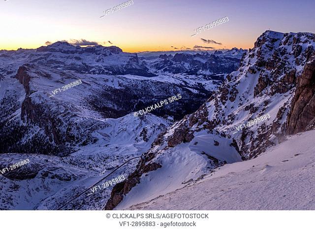 Blue hour in the Eastern Dolomites from Mount Lagazuoi, Cortina d'Ampezzo, Belluno district, Veneto, Italy, Europe