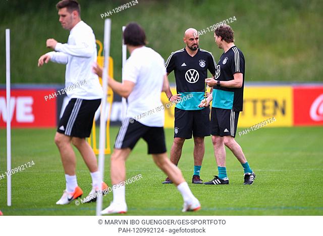 Assistant coach Antonio di Salvo (DFB), assistant coach Marcus Sorg (Germany). GES / Football / Training of the German national team in Venlo, 03.06