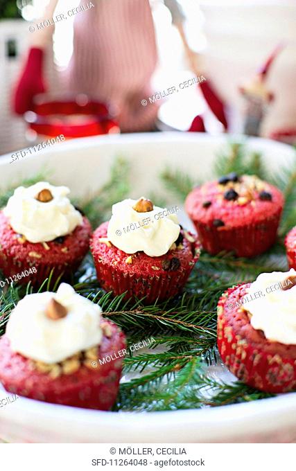 Red hazelnut muffins with cream cheese frosting