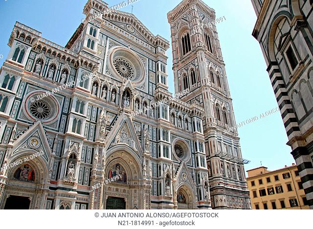 Santa Maria del Fiore known as il Duomo and campanile  Piazza del Duomo  Florence, Tuscany, Italy, Europe