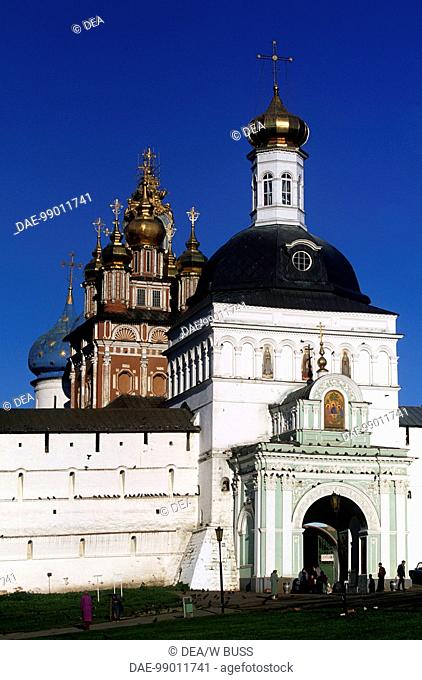 Russia - Golden Ring - Sergiev-Posad. Trinity Sergius Lavra (Troitse-Sergiyeva Lavra, founded 14th century, UNESCO World Heritage List, 1993)