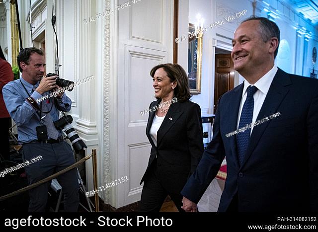 United States Vice President Kamala Harris and second gentleman Doug Emhoff arrive prior to the official White House portraits of former US President Barack...