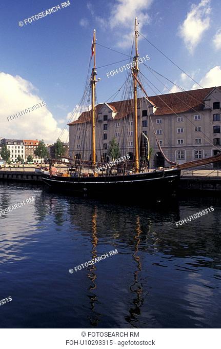 Copenhagen, Denmark, Scandinavia, Sjaelland, Europe, Tall ship along the canal in the scenic city of Copenhagen