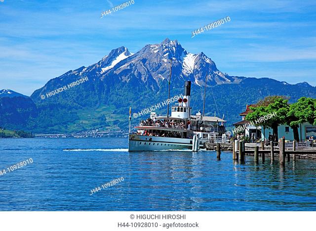 Switzerland, Canton Lucerne, Weggis at Lake Lucerne, Mt Pilatus