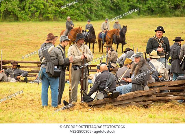 Confederate soldiers, Civil War Reenactment, Willamette Mission State Park, Oregon