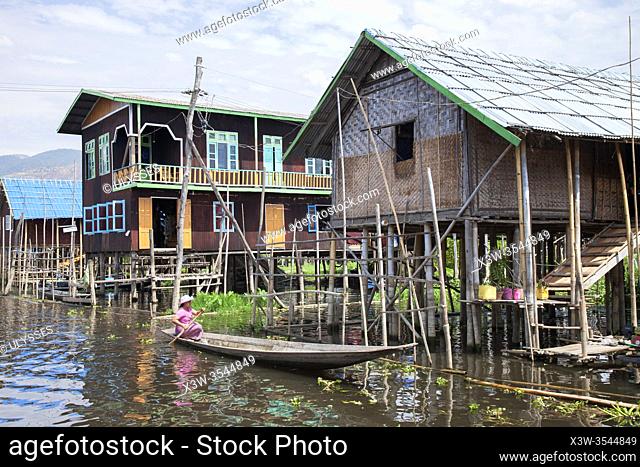 Houses on stilts, Maing Thauk village, Inle lake, state of Shan, Myanmar, Asia