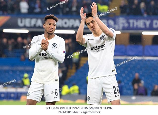 Jonathan DE GUZMAN (left, F) and Makoto HASEBE (F) applaud the traveling fans, applause, applaud, claps their hands (hands), applause, clap, half figure